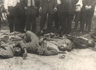 The Newberry victims who were taken from the jail and hung in Lynch Hammock. One victim was a woman who was Long's wife, Stella Young.