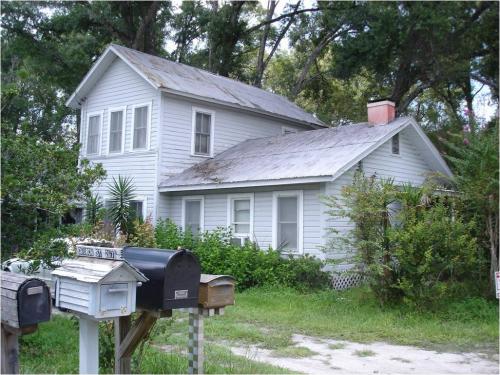 The old post office in glenwood was standing when I was born turn here to go to william dunn home which was at the end of this