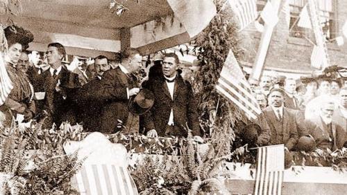 education booker t washington with roosevelt on platform 1901