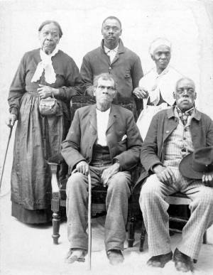 slavery a groupof slaves in canada escaped on underground railroad